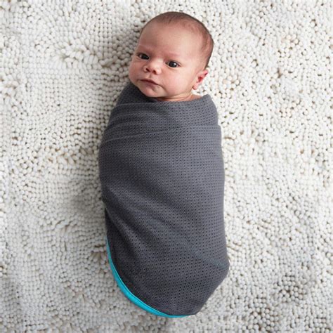 How To Swaddle A Baby | atelier-yuwa.ciao.jp