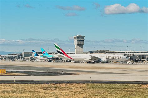 Plenty Of Options: All The Priority Pass Lounges At Washington Dulles ...