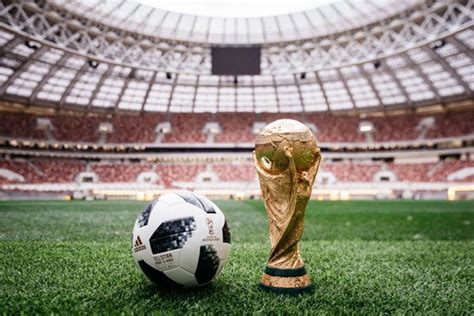 致敬经典 2018世界杯官方用球电视之星18发布 -搜狐体育