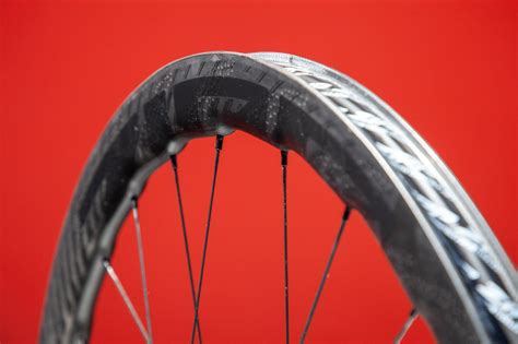 First Look at the new Zipp 353 NSW Wheels – Above Category