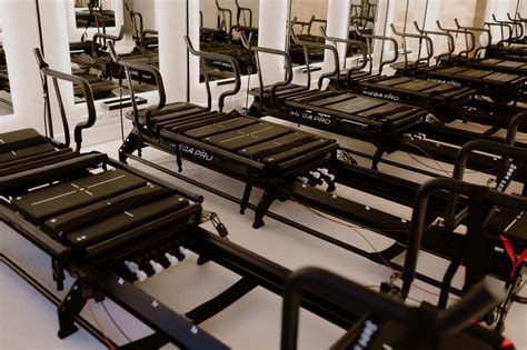 Lagree VS Reformer : qu'est-ce que le Lagree et comment se différencie ...