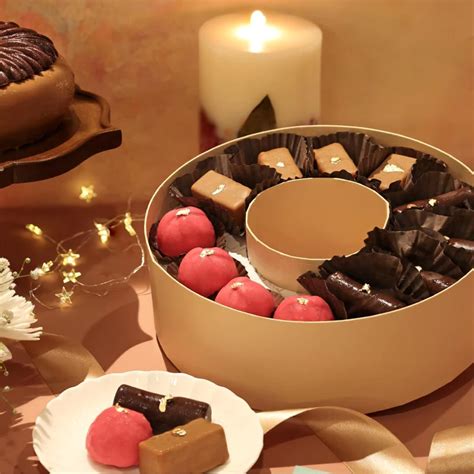 Box of 12 Mini Ice Creams | Olivia Creamery Kolkata