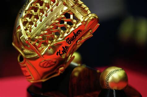 Gold Glove