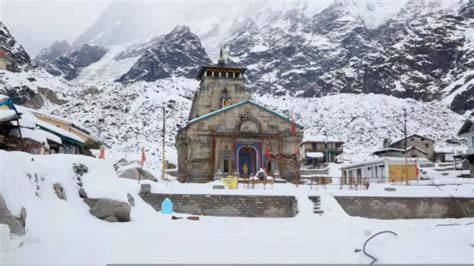 Heavy Snowfall In Kedarnath: Pilgrims Asked To Follow Weather Updates ...