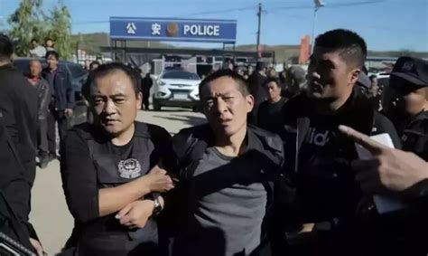 视频曝光！两名越狱逃犯被抓获！其中一名为安徽男子..._张贵林