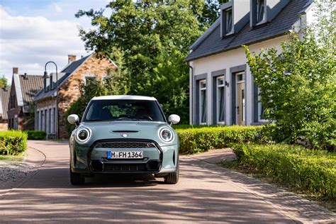 MINI Cooper S 5-Türer Multitone Edition (08/2022).