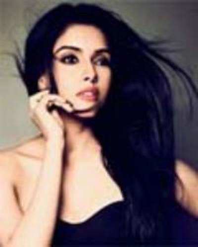 Asin to sport swimwear