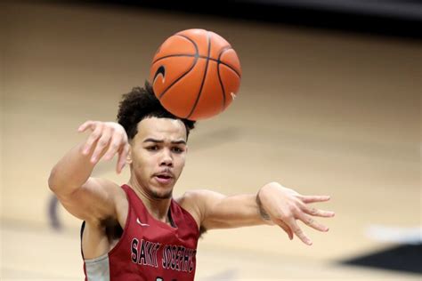 Former St. Joseph’s forward Jordan Hall headed to Texas A&M