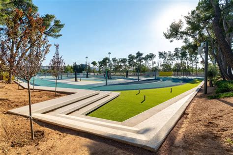 Outdoor Sports Facilities of the German School of Athens / Katerina ...