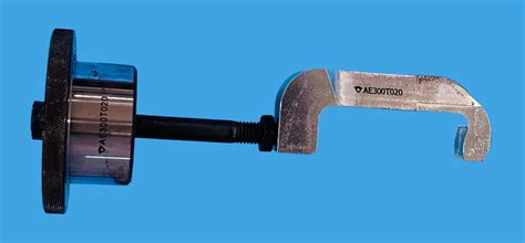 EXTRACTING TOOL FOR INJECTOR Part No. AEP300T020 – AMT Aviation