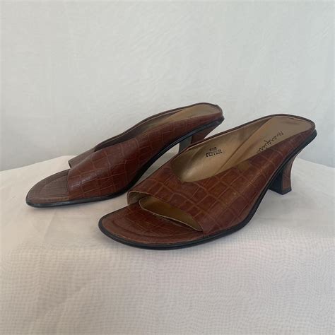 The CUTEST vintage mules. Brown leather alligator... - Depop