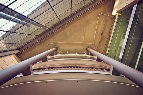 Building Inside 的图像结果