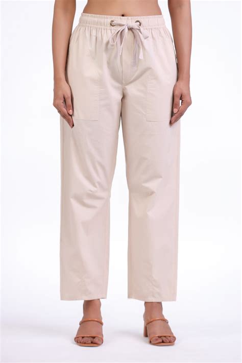 MUUN Women's Off-White Solid Cotton Pant
