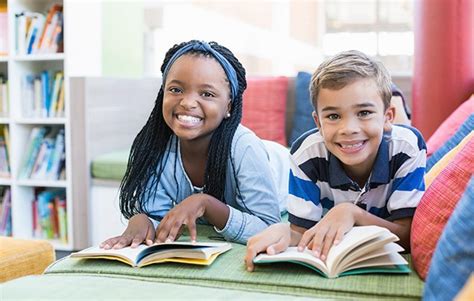 Too much screen time? Here's how to boost reading | Nat Geo Kids