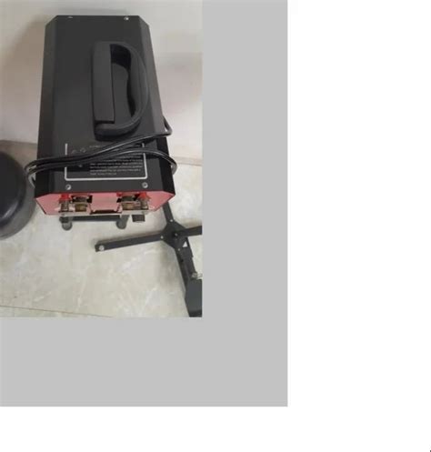 Poultry Debeaker - Automatic Poultry Debeaker Manufacturer from Panvel