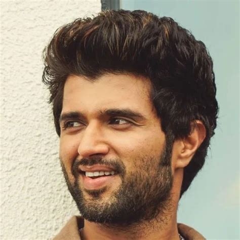 Vijay Deverakonda Gets Emotional About Liger's Failure At SIIMA, Says ...