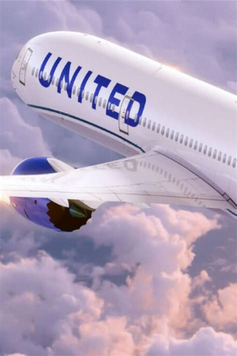 United Airlines flight discounts for Discovery clients in South Africa ...