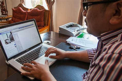 Computer Coding Documentary 的图像结果