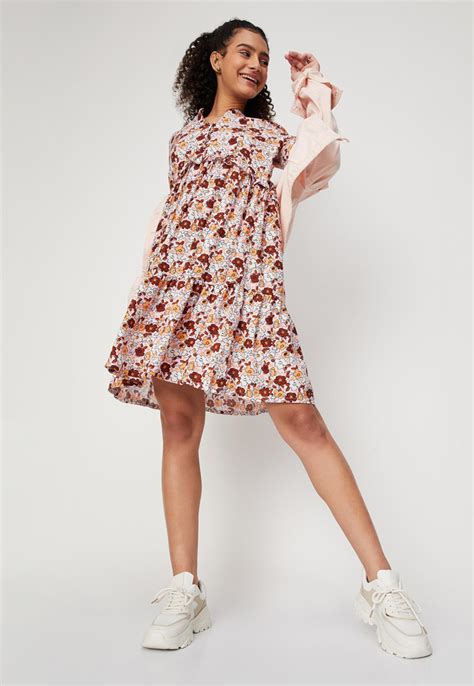 Buy Women Floral Printed Three-Quarter Sleeves Tiered A-Line Dress ...