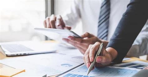 Eni, Enel, Leonardo, Poste: parte la corsa alle nomine 2023 - Il Sole ...