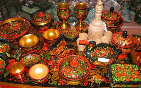 Хохлома: роспись и значение старинных узоров