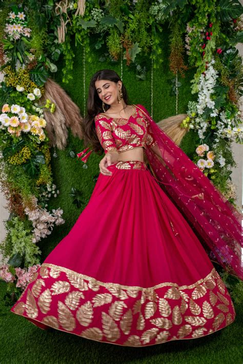 Women's Rani Pink Leaf Daman Lehenga – Trendia