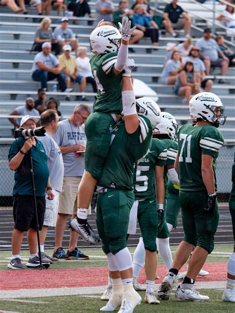 PHOTOS: Lake Catholic-Akron Buchtel football, Sept. 3, 2022 – News-Herald