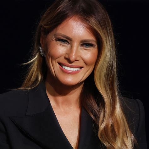 Melania Trump là ai? 98+ bí mật về Melania Trump – Khám Phá Chân Dung ...