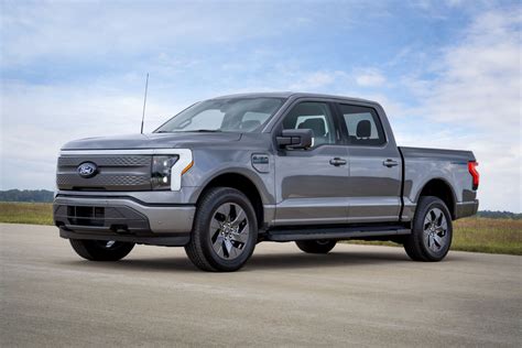 Ford Introduces New F-150 Lightning Flash with Enhanced Tech and Extended Battery Range | Robots.net