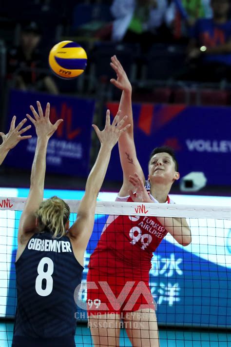 2019女排世联赛土耳其女排3-0击败美国_中国排协官网