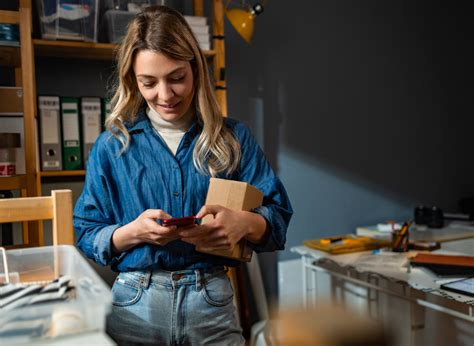 Business To Consumer (B2C) Definition and Examples (2025) - Shopify India