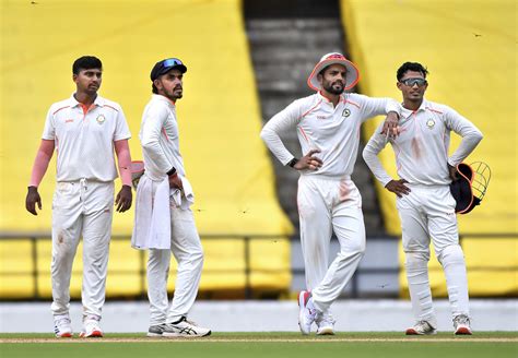 Vidarbha extend lead over Rest of India to 224