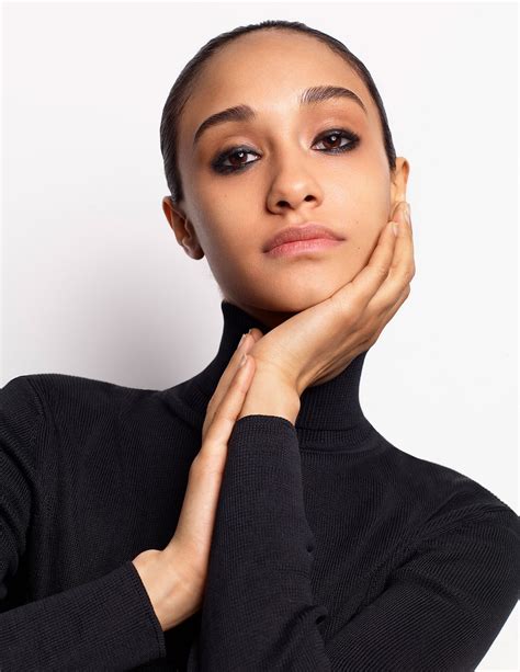 Studio Fix Fluid SPF 15 Foundation • C 5.5