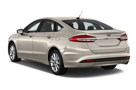 2017 Ford Fusion Review