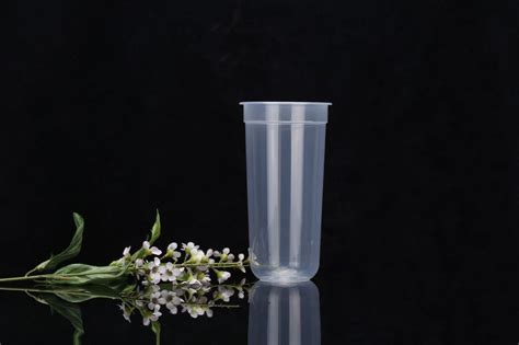 买塑料水杯怎么辨别水杯的品质，即哪种材质的比较好? - 知乎
