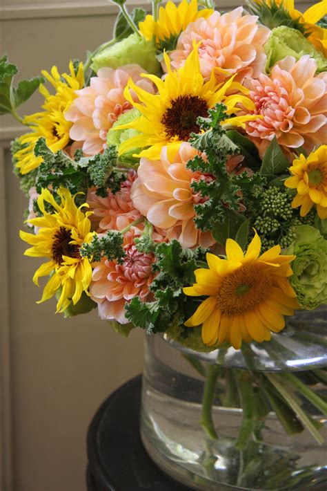 Dahlia and Sunflower Flower Arrangements