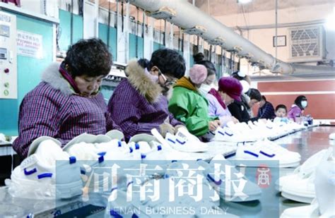全国的老北京布鞋 近一半偃师造_地市_资讯_河南商报网