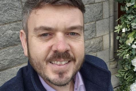 Oasis superfan travels over 300 miles for Edinburgh Murrayfield gig ...