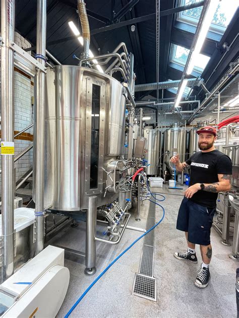 'The average cost of a UK pint' by region, according to latest data