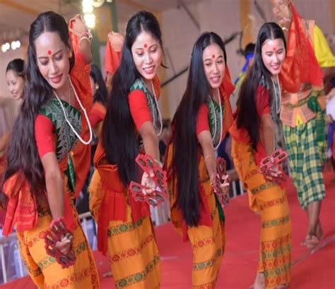 Sangeet Natak Akademi organize folk music and dance fest in Bhuj ...
