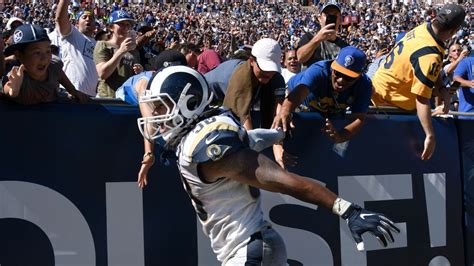 Mexico move leaves hurt feelings for Chiefs and Rams fans - ESPN - Los ...