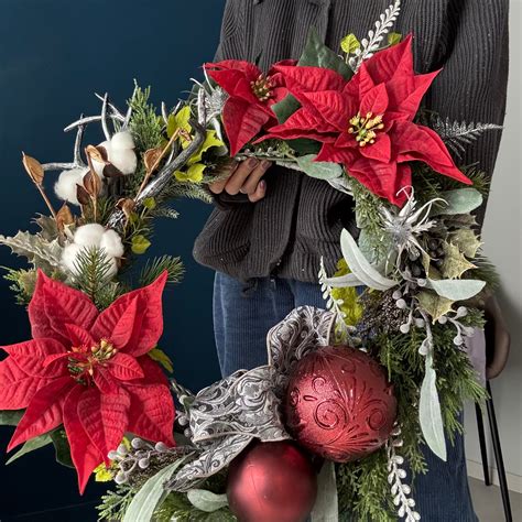 お急ぎ発送可！クラシカルなレッドのポインセチア_クリスマスリース【迫力の50cm！】RED&silver.のXmas | 花ばさみ ...