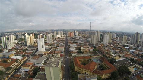 aeroporto mais proximo a sao carlos sp