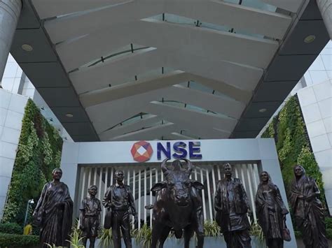 Govt extends deadline for Cos to file financial statements: Ministry of ...