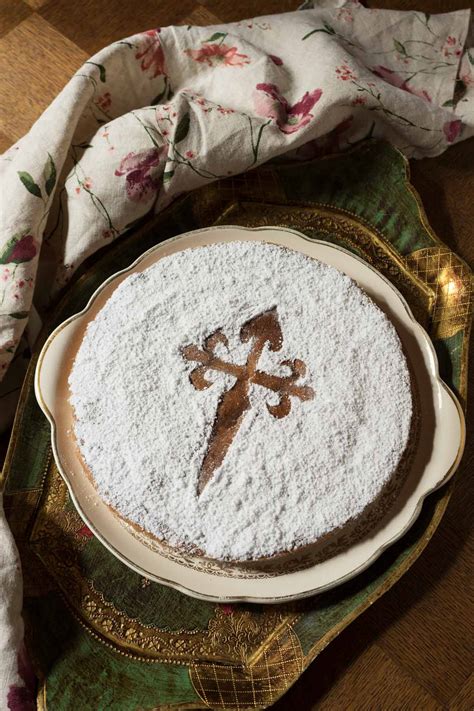 Tarta de Santiago - Traditional Spanish Recipe | 196 flavors