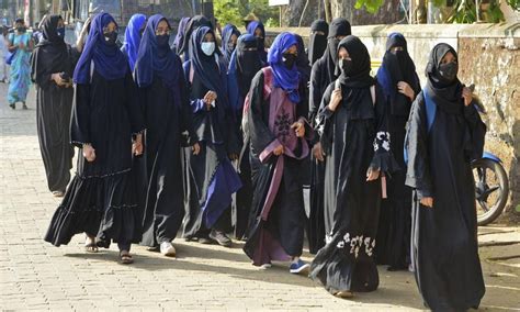 Karnataka HC upholds hijab ban, Owaisi disagrees with judgment, BJP ...