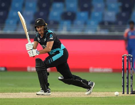 WBBL 10: Hobart Hurricanes sign Suzie Bates as replacement player