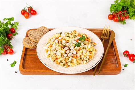 Салат Столичный с курицей 250 г купить на OZON по низкой цене (1756537057)