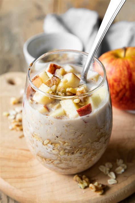 Apple Cinnamon Overnight Oats {VIDEO} - Jar Of Lemons