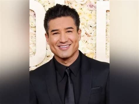 Mario Lopez receives star on Hollywood Walk of Fame
